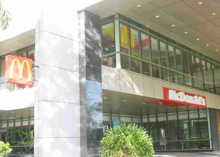 Homey At Avida It Park *